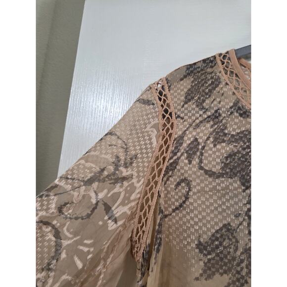 Meadow Rue Anthropologie Champagne Beige Sheer Floral Button Back Shirt, Medium - Picture 4 of 12